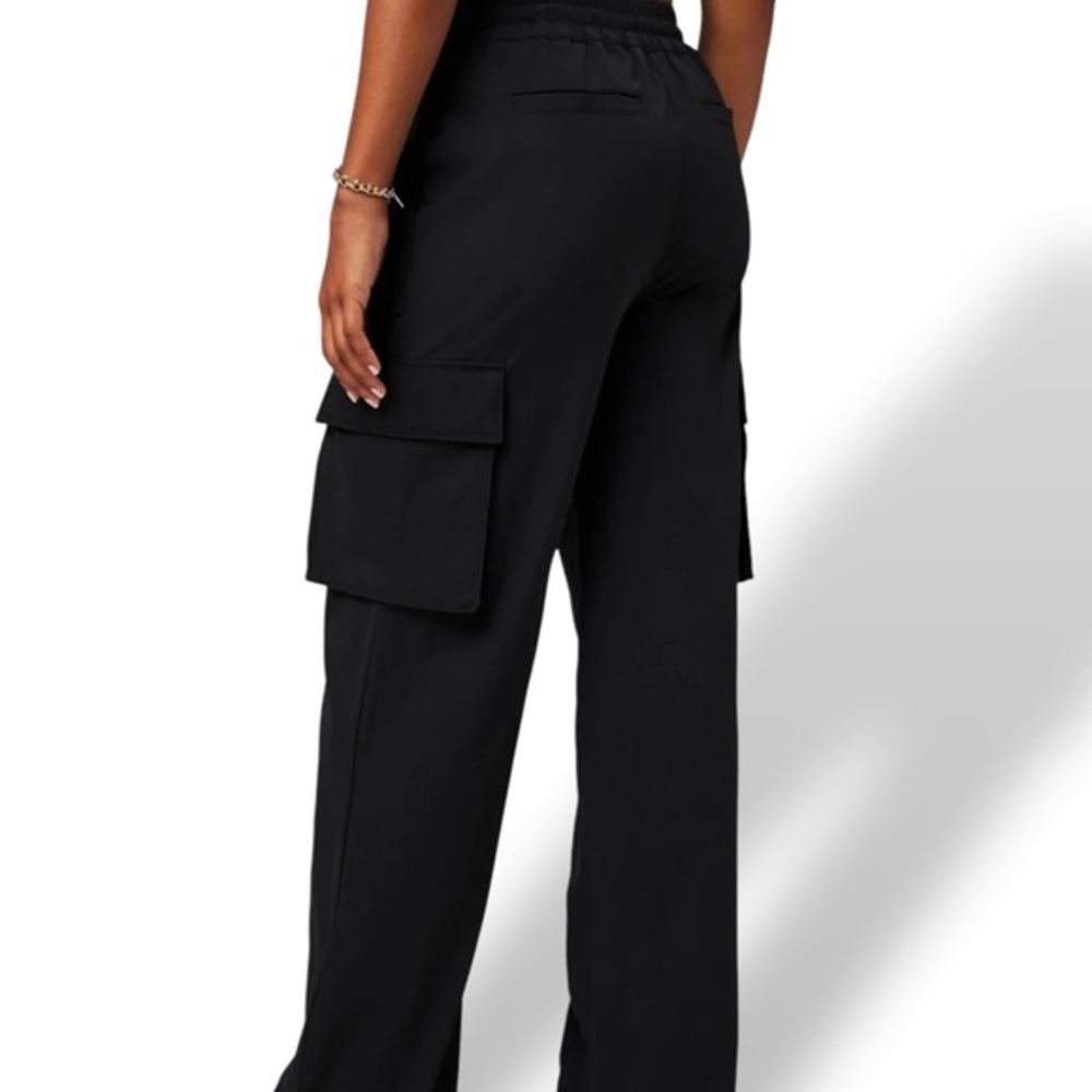 Fabletics Women's Heights Cargo Drawstring Pant Black Medium Baggy Wide Leg - Picture 2 of 11